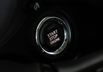 Подержанный автомобиль Mitsubishi Outlander 2015 года (18 фото)