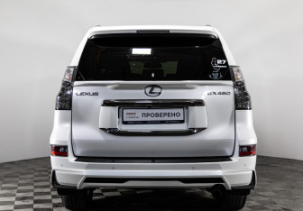 Подержанный автомобиль Lexus GX 2014 года (6 фото)