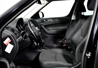 Подержанный автомобиль Skoda Yeti 2014 года (10 фото)