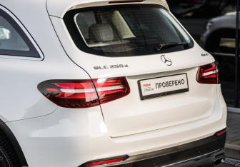 Подержанный автомобиль Mercedes-Benz GLC Coupe 2017 года (12 фото)