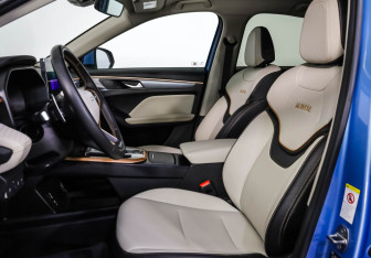 Подержанный автомобиль Haval Jolion 2023 года (19 фото)