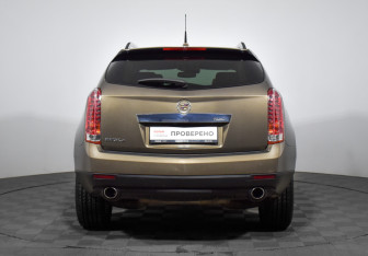 Подержанный автомобиль Cadillac SRX 2014 года (6 фото)