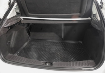 Подержанный автомобиль Ford Focus Hatchback 2013 года (26 фото)