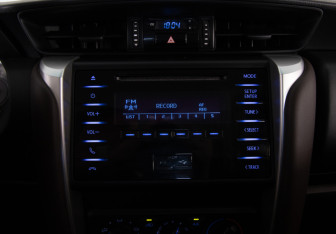 Подержанный автомобиль Toyota Fortuner 2019 года (15 фото)