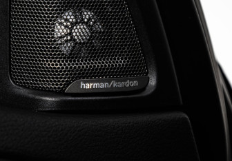 Подержанный автомобиль BMW X5 2016 года (24 фото)