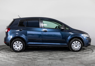 Подержанный автомобиль Volkswagen Golf Plus 2008 года (4 фото)