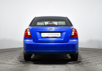 Подержанный автомобиль Daewoo Gentra Sedan 2014 года (6 фото)