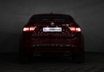 Подержанный автомобиль BMW X6 M 2011 года (24 фото)