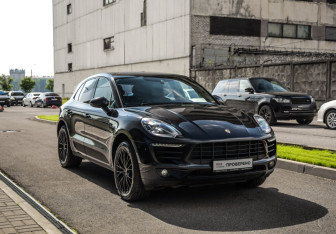 Подержанный автомобиль Porsche Macan 2016 года (5 фото)