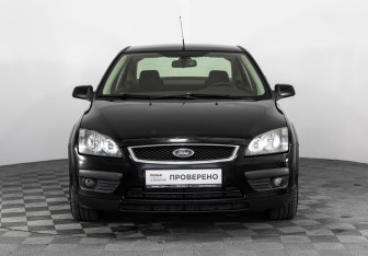Подержанный автомобиль Ford Focus Sedan 2006 года (2 фото)