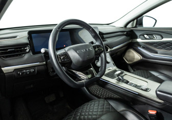 Подержанный автомобиль Exeed TXL 2023 года (11 фото)