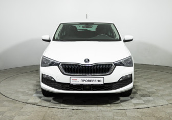 Подержанный автомобиль Skoda Rapid Liftback 2021 года (2 фото)