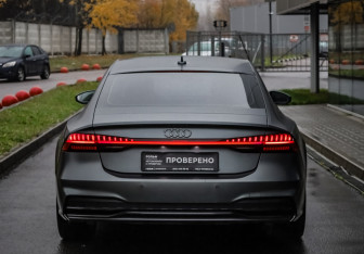 Подержанный автомобиль Audi A7 2018 года (6 фото)