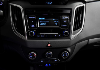 Подержанный автомобиль Hyundai Creta 2017 года (16 фото)