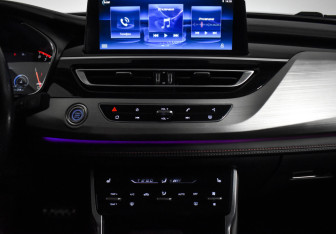 Подержанный автомобиль Changan CS75 2020 года (16 фото)