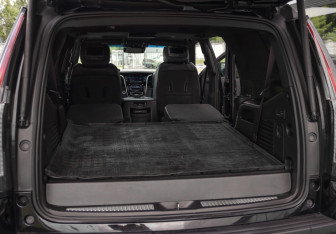 Подержанный автомобиль Cadillac Escalade Suv 2016 года (36 фото)