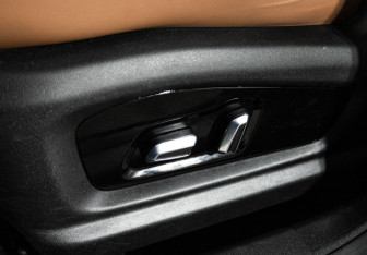 Подержанный автомобиль Omoda C5 2023 года (16 фото)