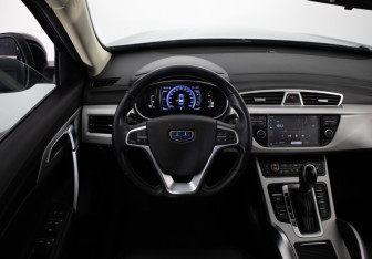 Подержанный автомобиль Geely Atlas 2019 года (10 фото)