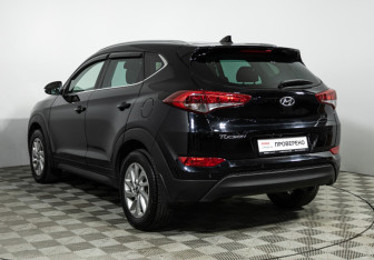 Подержанный автомобиль Hyundai Tucson 2017 года (7 фото)