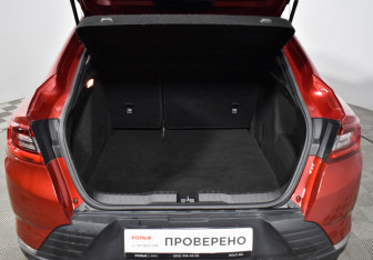 Подержанный автомобиль Renault Arkana 2021 года (20 фото)