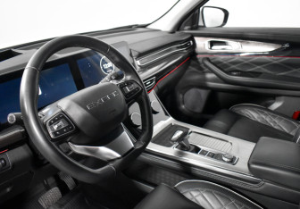 Подержанный автомобиль Exeed VX 2023 года (9 фото)