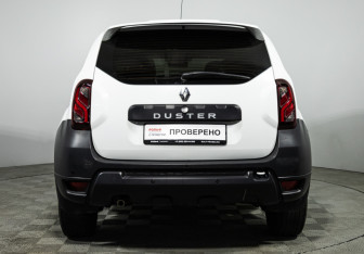 Подержанный автомобиль Renault Duster 2020 года (6 фото)