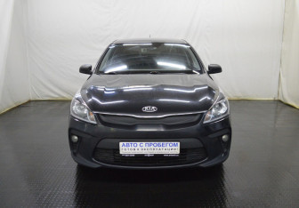 Подержанный автомобиль Kia Rio Sedan 2018 года (2 фото)