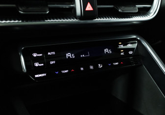 Подержанный автомобиль Kia K5 2020 года (24 фото)