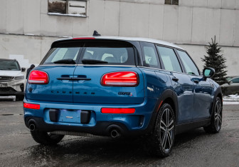 Подержанный автомобиль MINI Clubman Wagon 2022 года (7 фото)