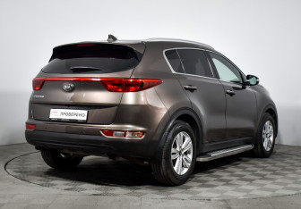 Подержанный автомобиль Kia Sportage 2017 года (5 фото)