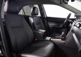 Подержанный автомобиль Toyota Camry Sedan 2017 года (11 фото)