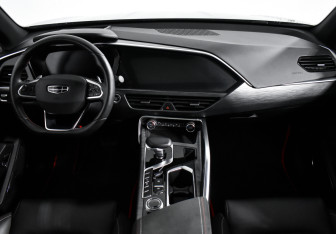 Подержанный автомобиль Geely Tugella 2023 года (11 фото)