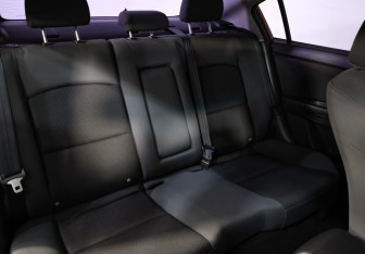 Подержанный автомобиль Mazda 3 Sedan 2008 года (22 фото)