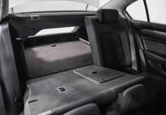 Подержанный автомобиль Volkswagen Passat Sedan 2015 года (26 фото)