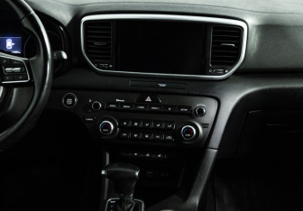 Подержанный автомобиль Kia Sportage 2021 года (14 фото)