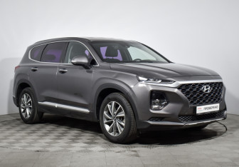 Подержанный автомобиль Hyundai Santa Fe 2019 года (3 фото)