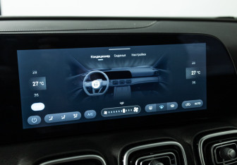 Подержанный автомобиль Jaecoo J8 2024 года (17 фото)