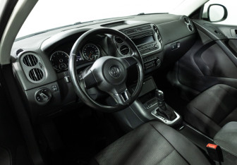 Подержанный автомобиль Volkswagen Tiguan 2013 года (11 фото)