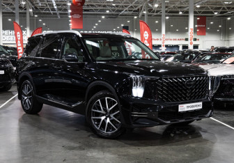 Подержанный автомобиль GAC GS8 2023 года (3 фото)