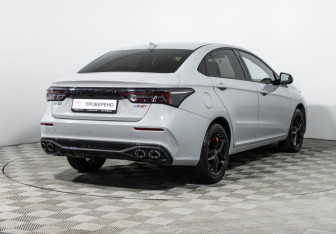 Подержанный автомобиль Omoda S5 GT 2023 года (5 фото)