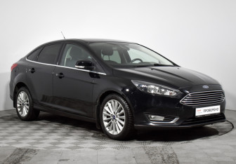 Подержанный автомобиль Ford Focus Sedan 2017 года (3 фото)