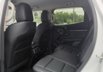 Подержанный автомобиль Haval H7 2025 года (18 фото)
