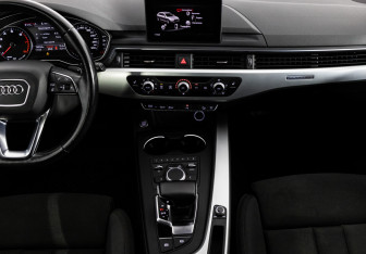Подержанный автомобиль Audi A4 allroad 2016 года (16 фото)