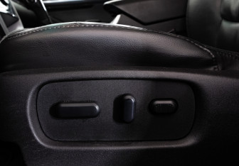 Подержанный автомобиль Ford Explorer 2013 года (20 фото)