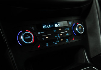 Подержанный автомобиль Ford Focus Wagon 2018 года (18 фото)