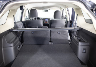 Подержанный автомобиль Mitsubishi Outlander 2019 года (26 фото)