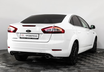 Подержанный автомобиль Ford Mondeo Sedan 2011 года (5 фото)