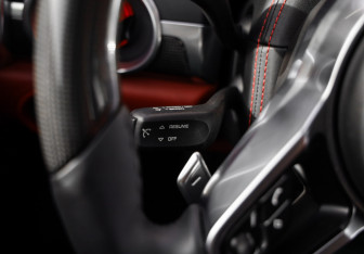 Подержанный автомобиль Porsche Cayenne 2014 года (22 фото)