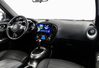 Подержанный автомобиль Nissan Juke 2012 года (9 фото)