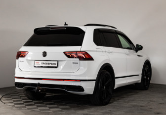 Подержанный автомобиль Volkswagen Tiguan 2021 года (5 фото)